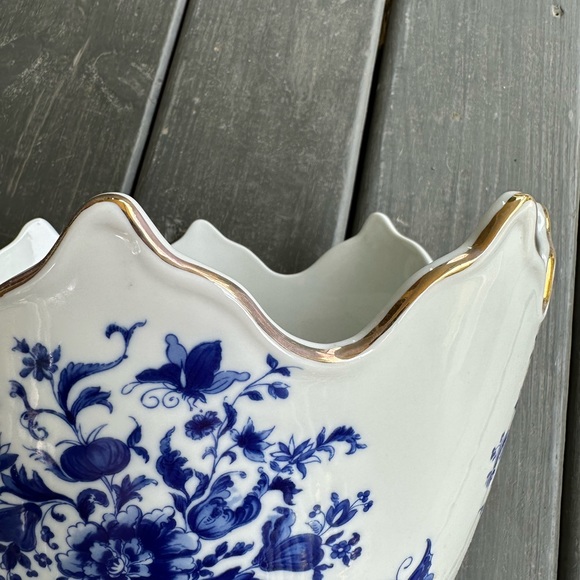 Ethan Allen Vintage Decor bowl! Gold trim! Excellent condition! - Picture 9 of 9